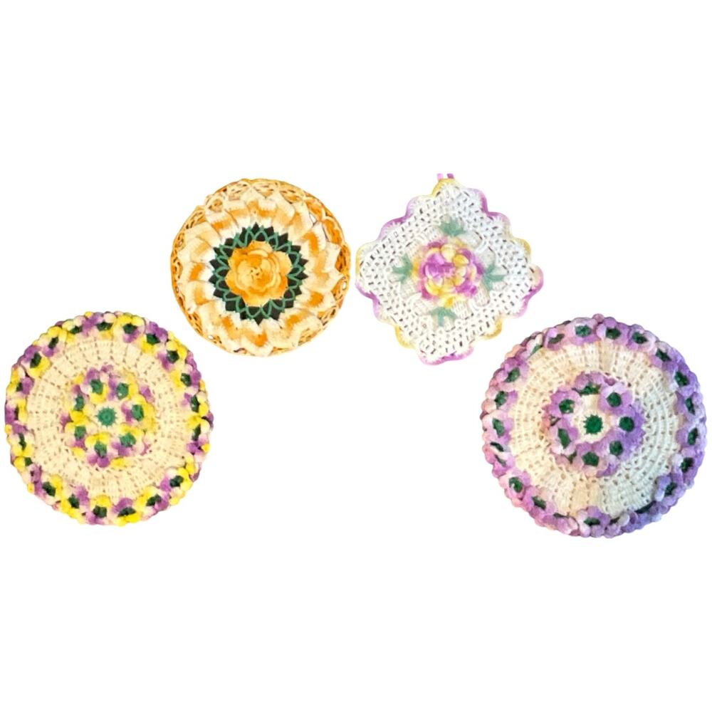 Vintage Unique Hand Crotched Hot Pads Kitchen Decoration Set of 4